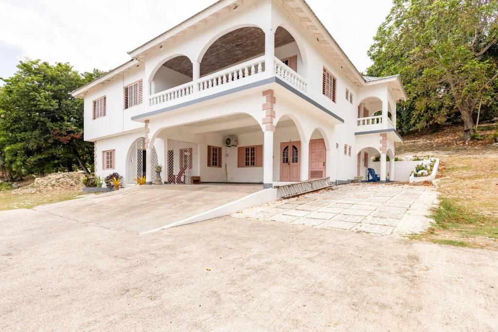 Shaw Park Gem Apt 12A Ocho Rios Zewnętrze zdjęcie